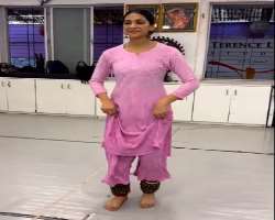 Yogita is a trained kathak dancer.